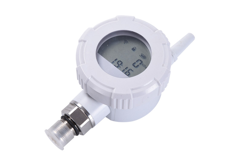 Intelligent water pressure gauge